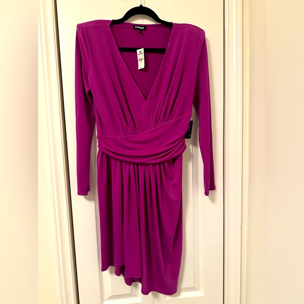 Express - Purple Vneck mini dress - M